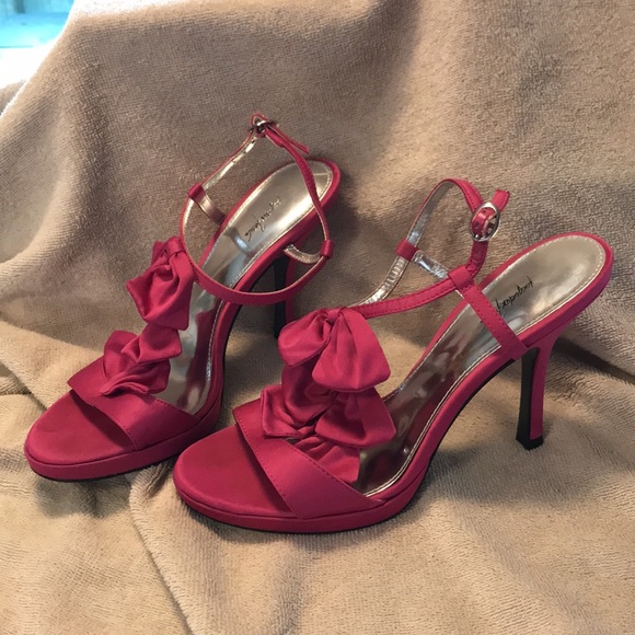 Jacqueline Farrar pink strappy heels with bows - Picture 4 of 9